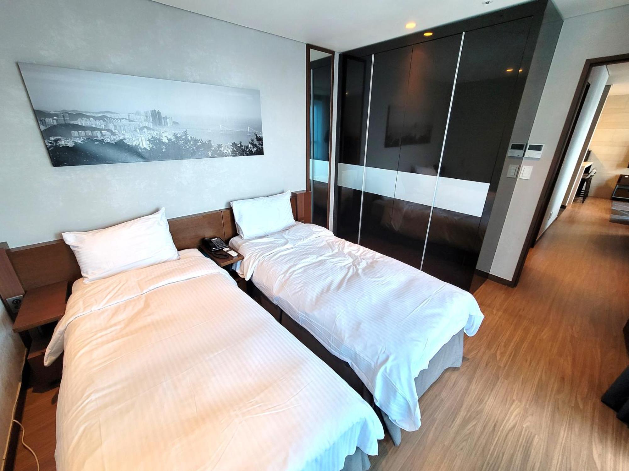 بوسان W Residence Hotel المظهر الخارجي الصورة